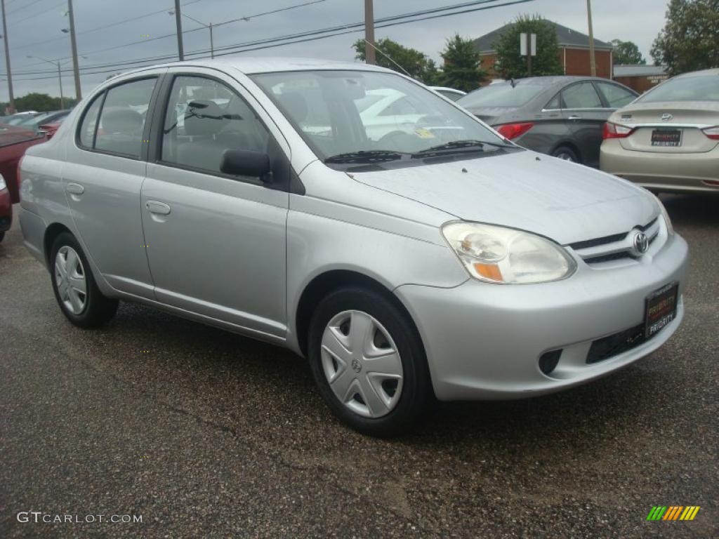 2005 ECHO Sedan - Silver Streak Mica / Dark Charcoal photo #8