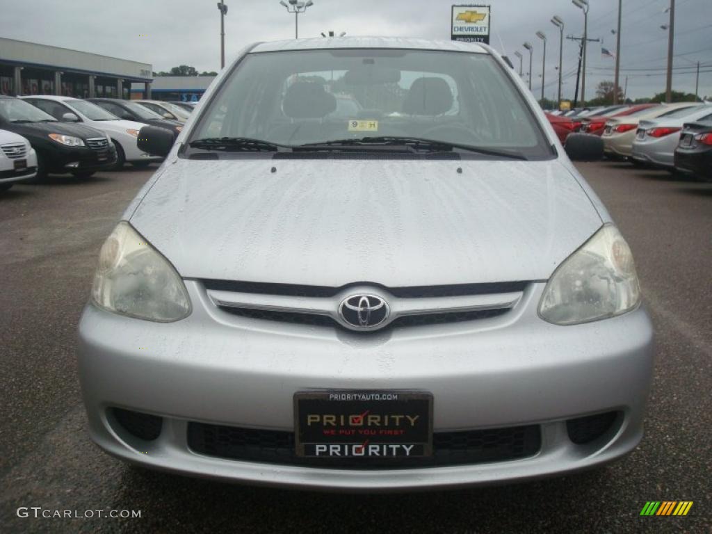 2005 ECHO Sedan - Silver Streak Mica / Dark Charcoal photo #9