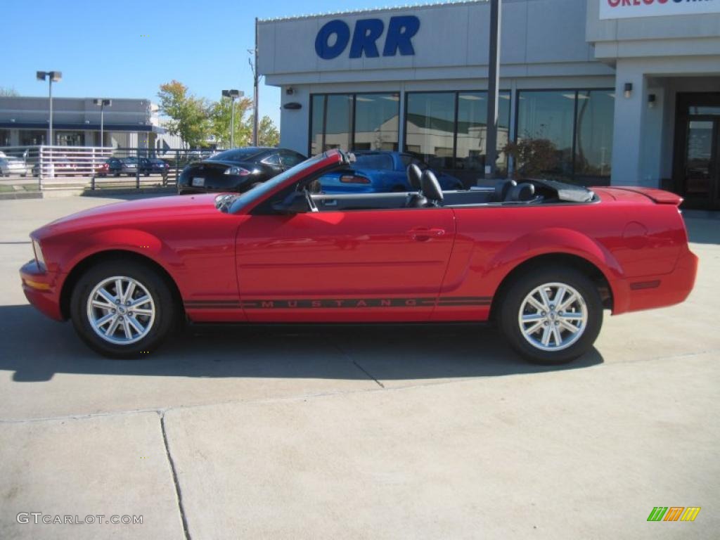 2008 Mustang V6 Premium Convertible - Torch Red / Black/Red photo #3