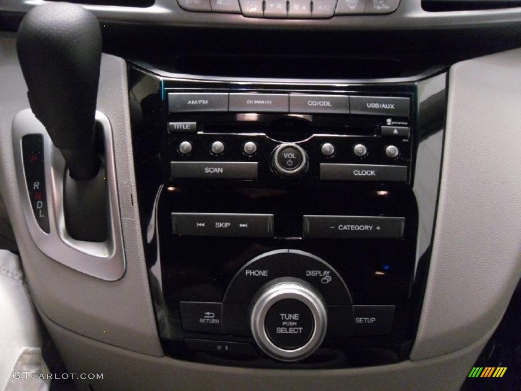 2011 Honda Odyssey EX-L 5 Speed Automatic Transmission Photo #37536772