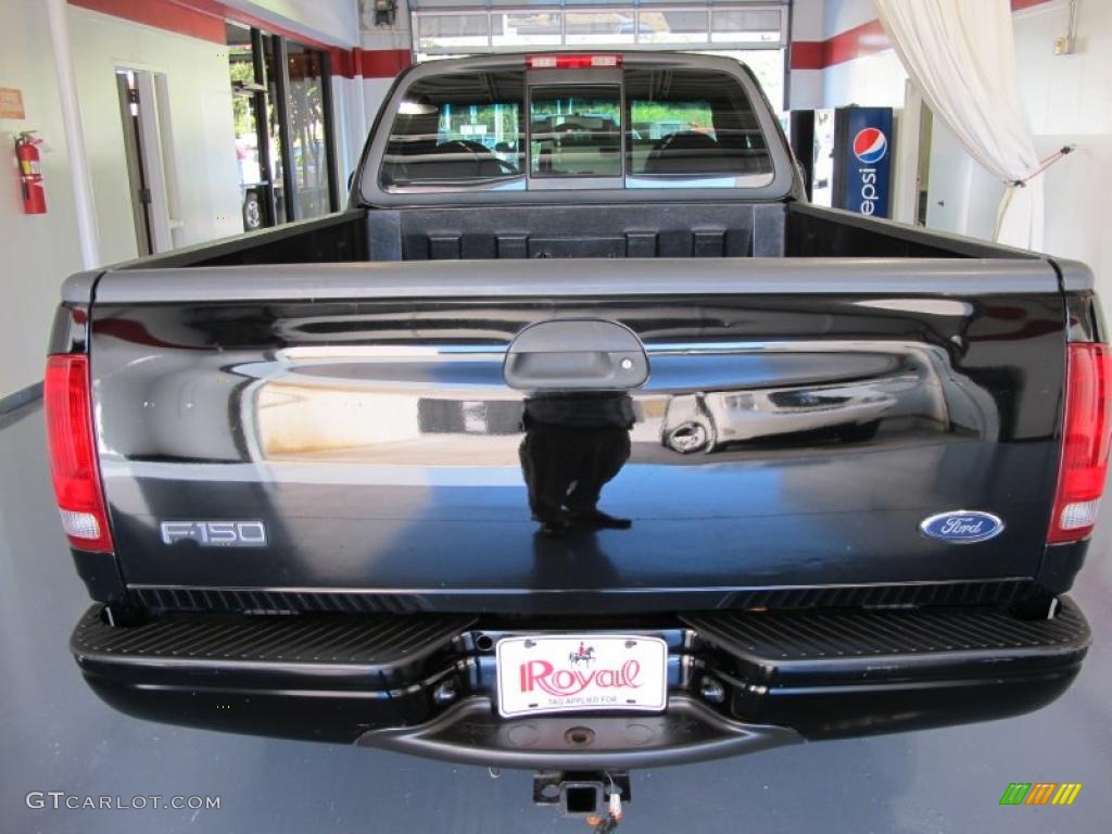1999 F150 XL Regular Cab - Black / Medium Graphite photo #3