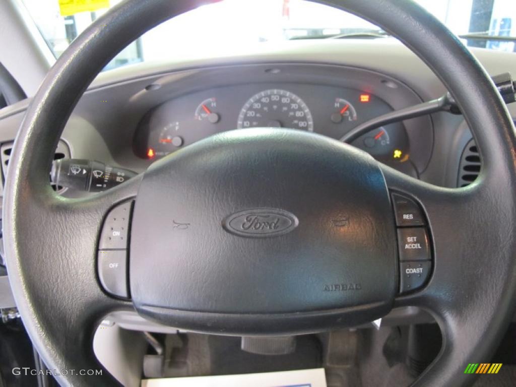 1999 F150 XL Regular Cab - Black / Medium Graphite photo #11