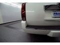 White Diamond - Escalade ESV AWD Photo No. 12