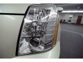 White Diamond - Escalade ESV AWD Photo No. 46