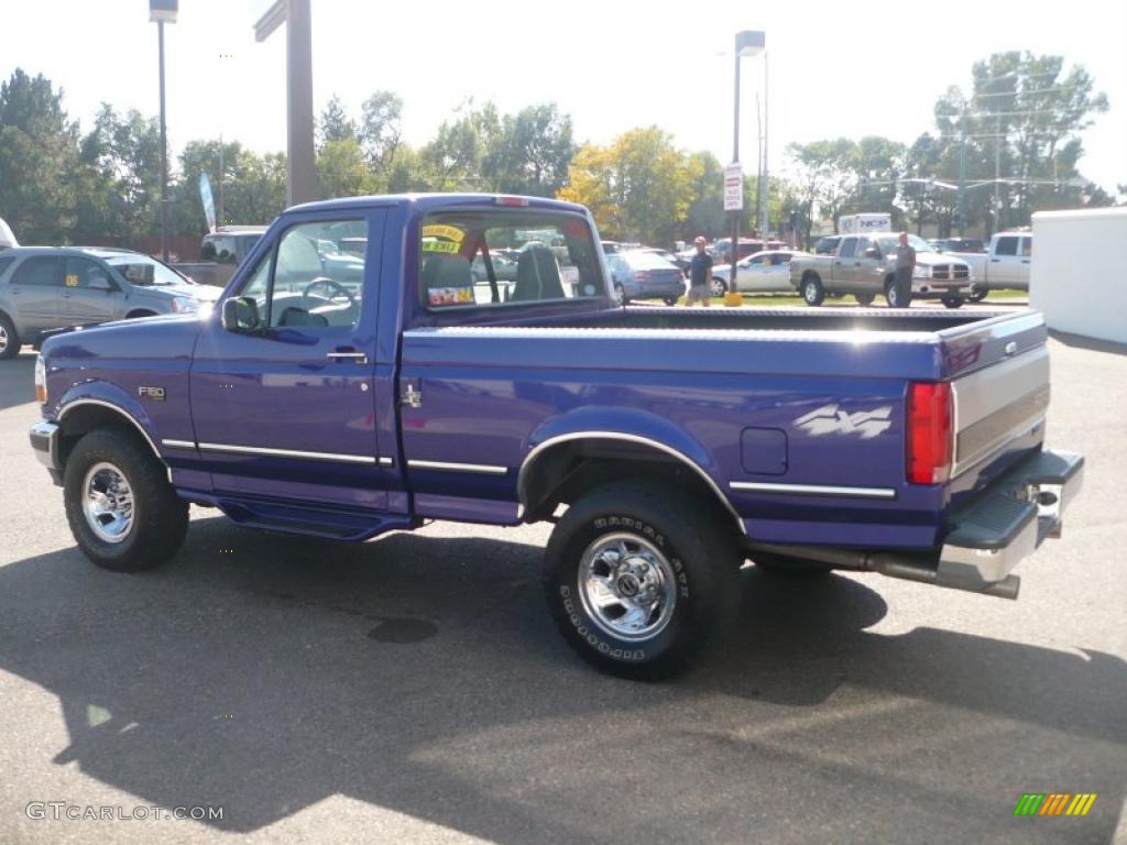 1995 F150 XLT Regular Cab 4x4 - Bright Sapphire Pearl Metallic / Gray photo #6