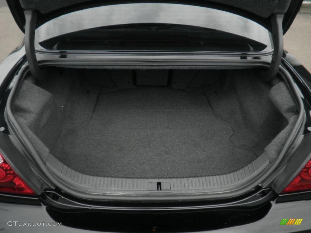 2006 Jaguar S-Type R Trunk Photos