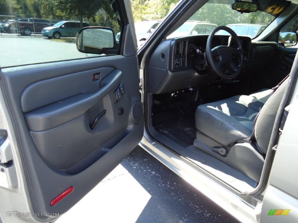 2003 Silverado 1500 LS Extended Cab - Light Pewter Metallic / Dark Charcoal photo #4