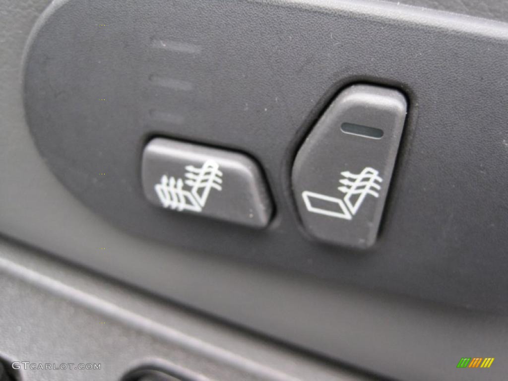 2003 Tahoe LT - Light Pewter Metallic / Tan/Neutral photo #9