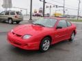 2002 Bright Red Pontiac Sunfire SE Coupe  photo #3