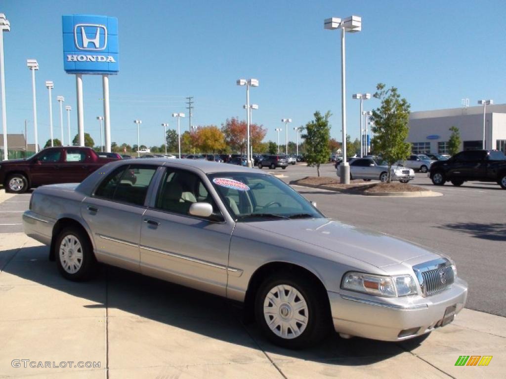 2006 Grand Marquis GS - Silver Birch Metallic / Medium Light Stone photo #3