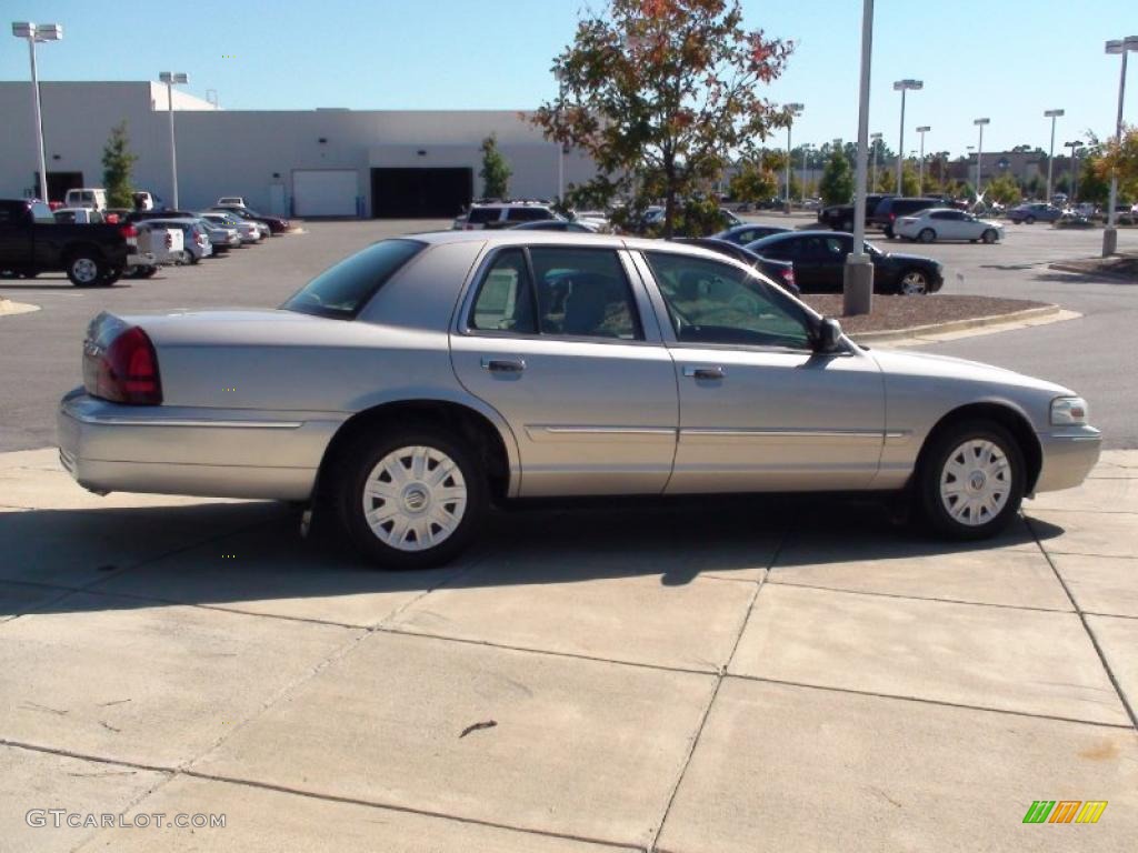 2006 Grand Marquis GS - Silver Birch Metallic / Medium Light Stone photo #5