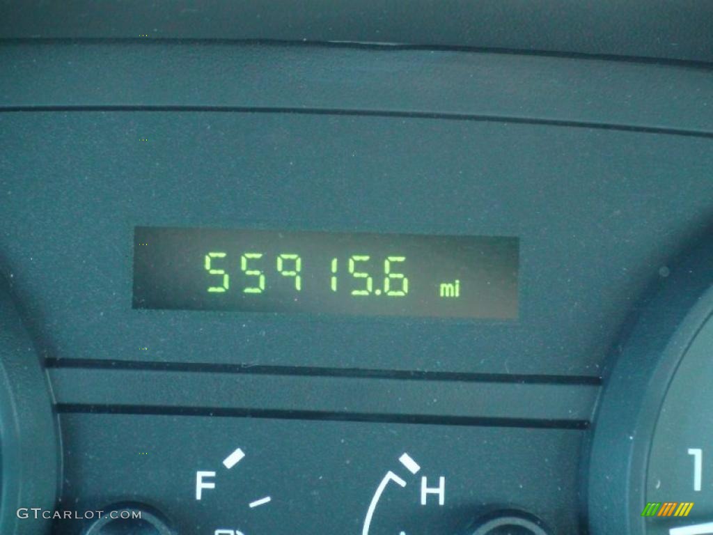 2006 Grand Marquis GS - Silver Birch Metallic / Medium Light Stone photo #20