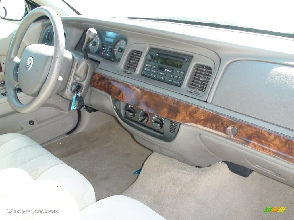 2006 Grand Marquis GS - Silver Birch Metallic / Medium Light Stone photo #24
