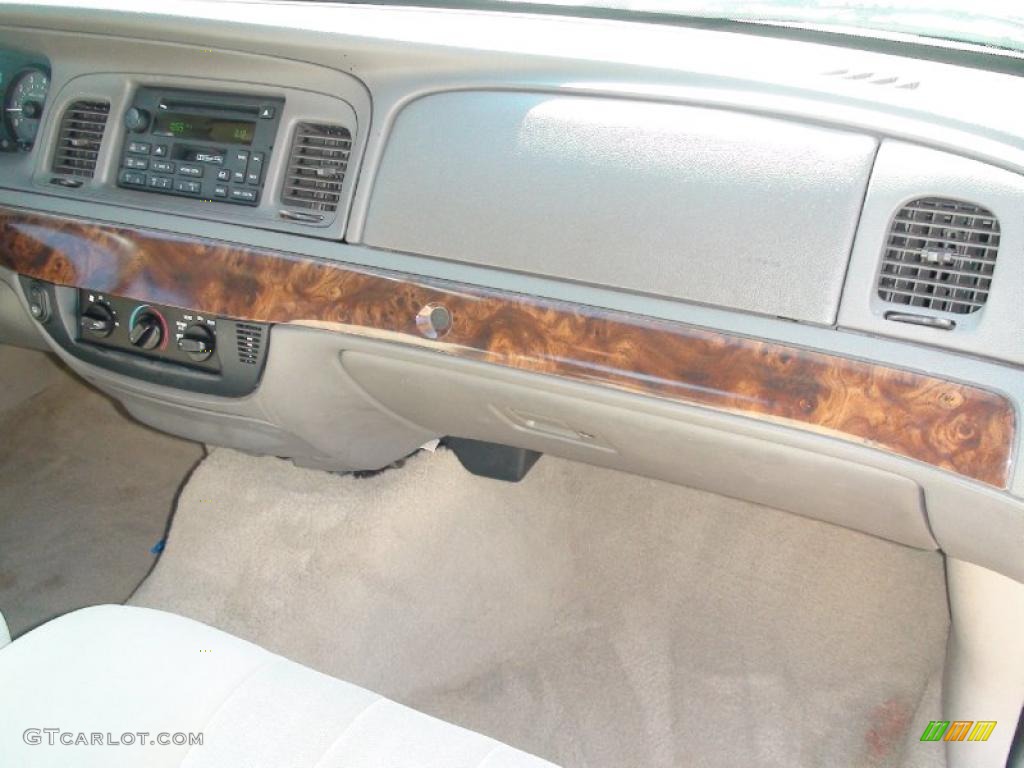 2006 Grand Marquis GS - Silver Birch Metallic / Medium Light Stone photo #25