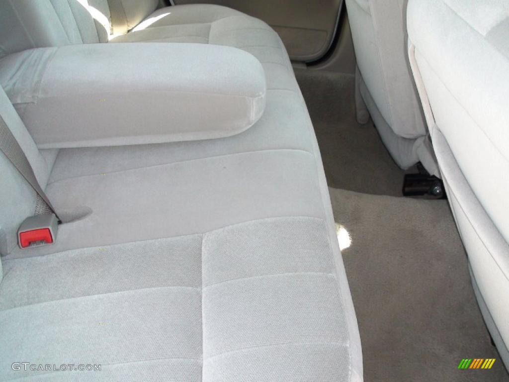 2006 Grand Marquis GS - Silver Birch Metallic / Medium Light Stone photo #29