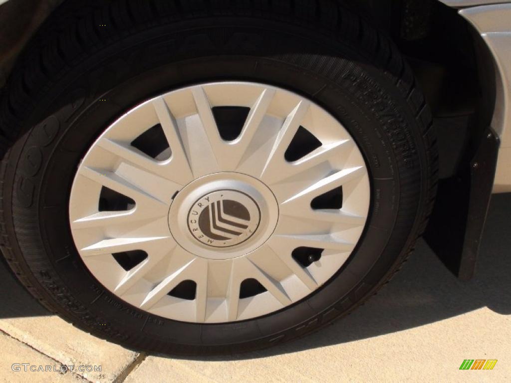 2006 Grand Marquis GS - Silver Birch Metallic / Medium Light Stone photo #35