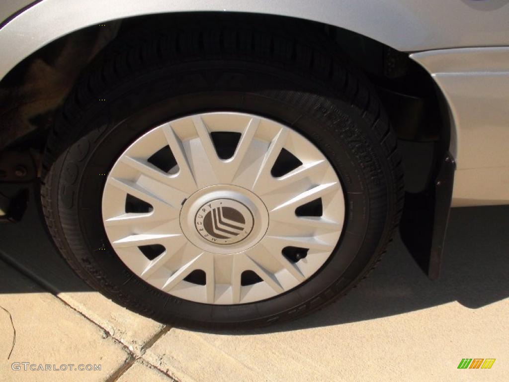 2006 Grand Marquis GS - Silver Birch Metallic / Medium Light Stone photo #36