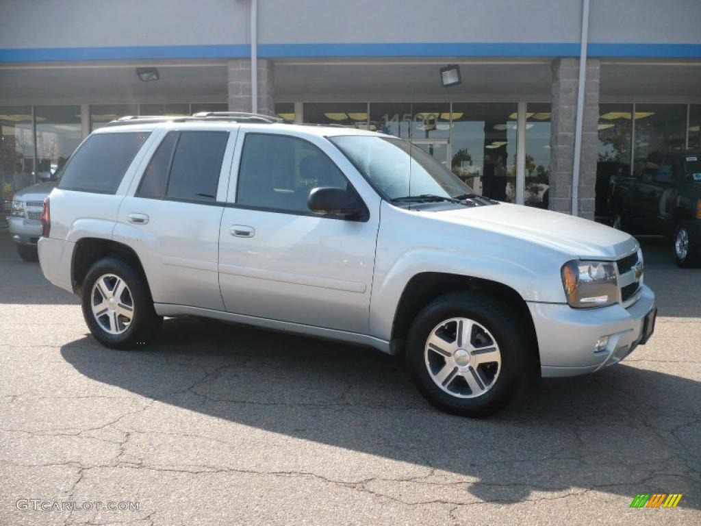 2007 TrailBlazer LT 4x4 - Moondust Metallic / Ebony photo #1