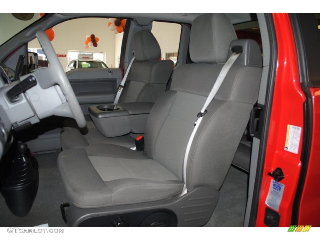 2005 F150 XLT SuperCab 4x4 - Bright Red / Medium Flint Grey photo #11