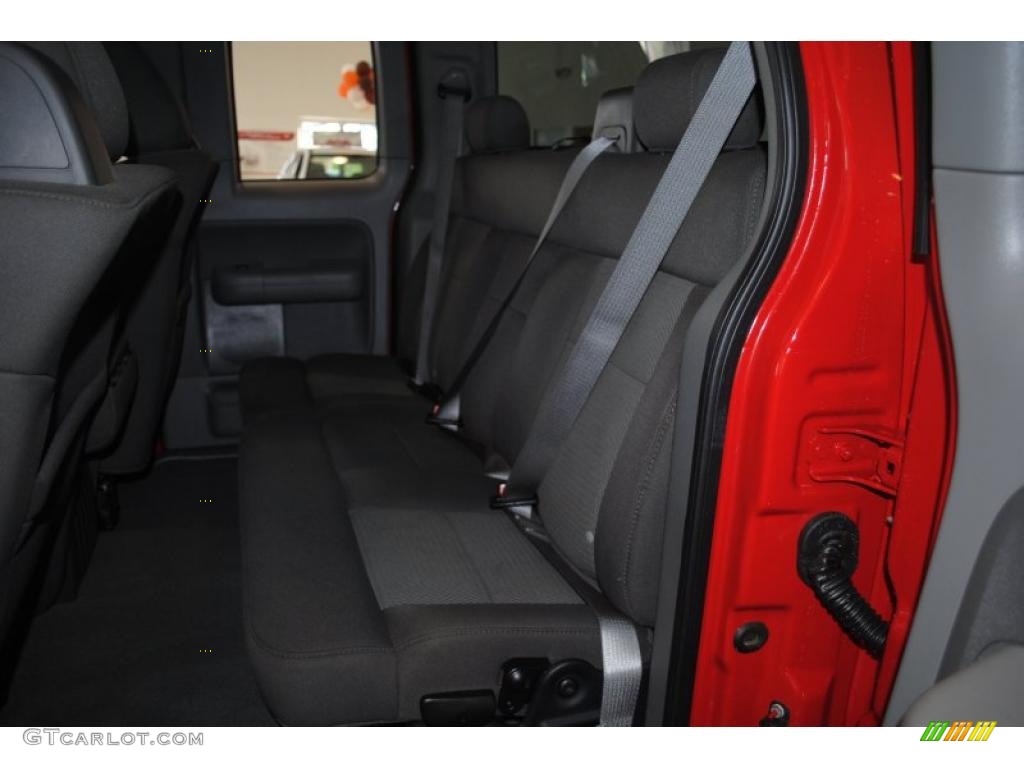 2005 F150 XLT SuperCab 4x4 - Bright Red / Medium Flint Grey photo #13