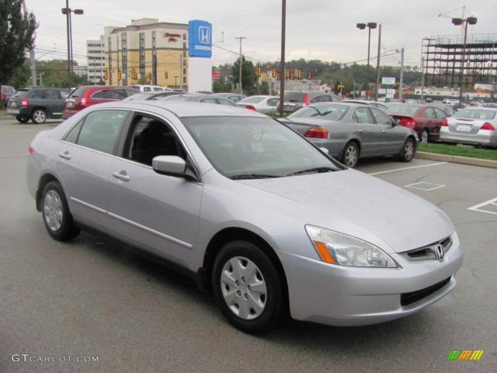 2003 Accord LX Sedan - Satin Silver Metallic / Gray photo #6