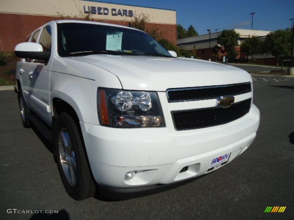 2007 Tahoe LTZ 4x4 - Summit White / Light Cashmere/Ebony photo #1