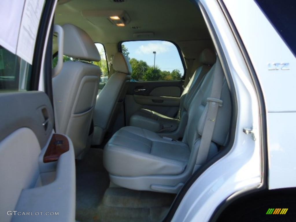 2007 Tahoe LTZ 4x4 - Summit White / Light Cashmere/Ebony photo #12