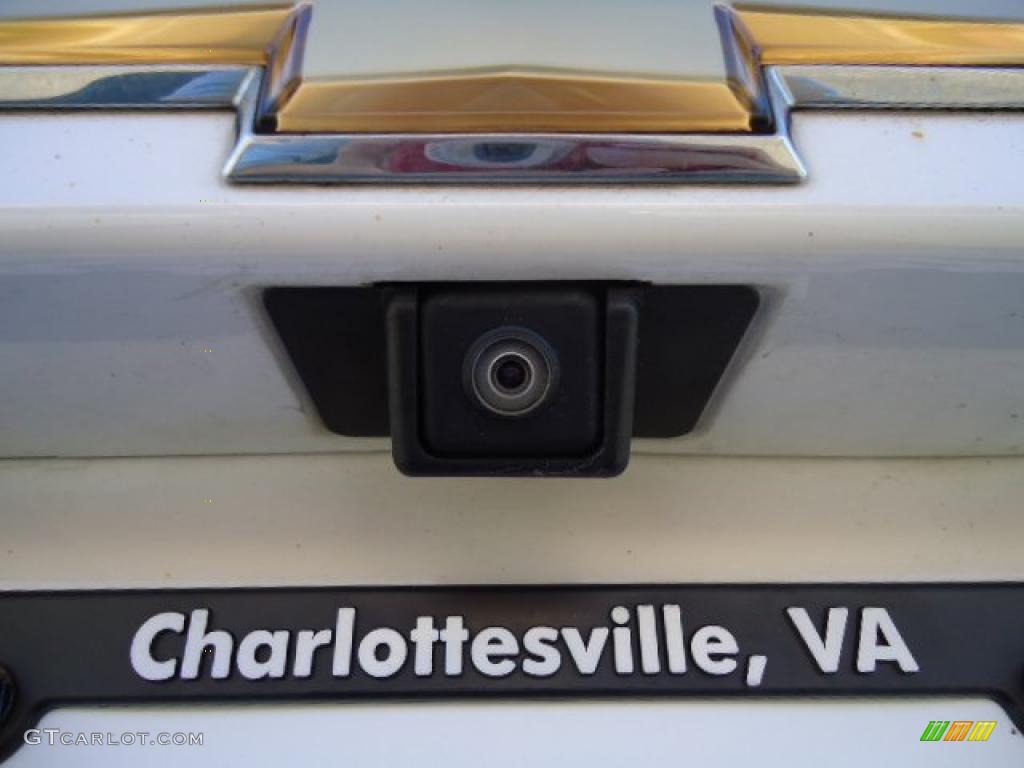 2007 Tahoe LTZ 4x4 - Summit White / Light Cashmere/Ebony photo #18