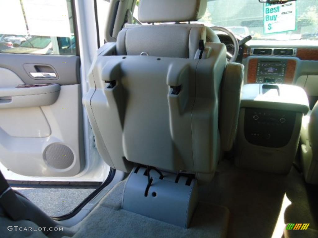 2007 Tahoe LTZ 4x4 - Summit White / Light Cashmere/Ebony photo #22