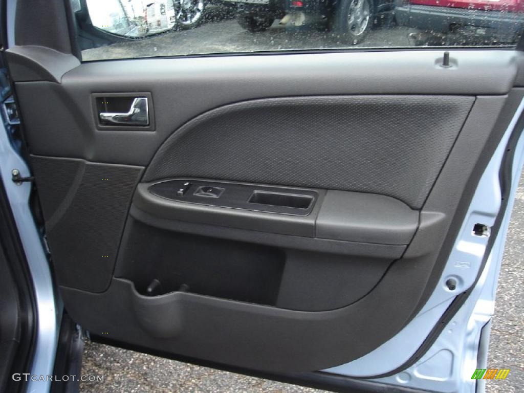 2008 Taurus X Limited - Light Ice Blue Metallic / Charcoal Black photo #16