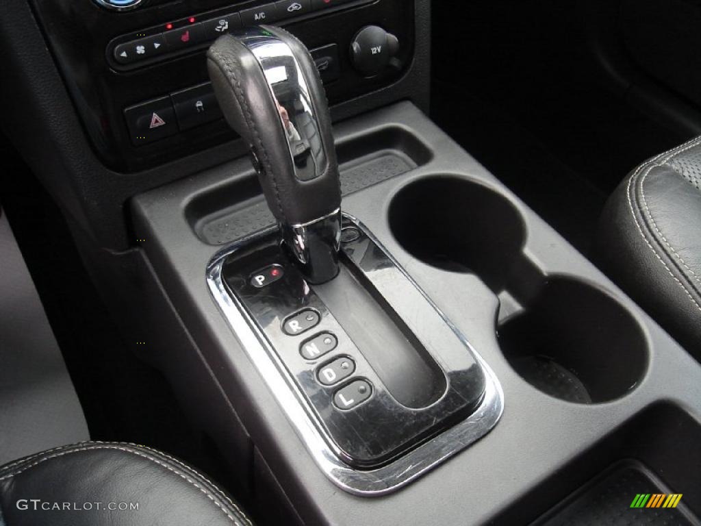 2008 Taurus X Limited - Light Ice Blue Metallic / Charcoal Black photo #29