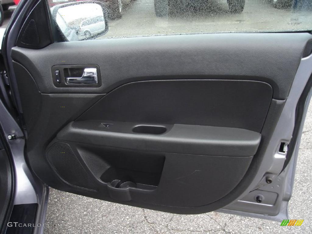 2007 Fusion SE V6 - Tungsten Grey Metallic / Charcoal Black photo #15