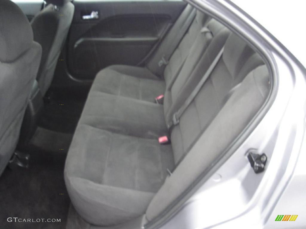 2007 Fusion SE V6 - Tungsten Grey Metallic / Charcoal Black photo #17