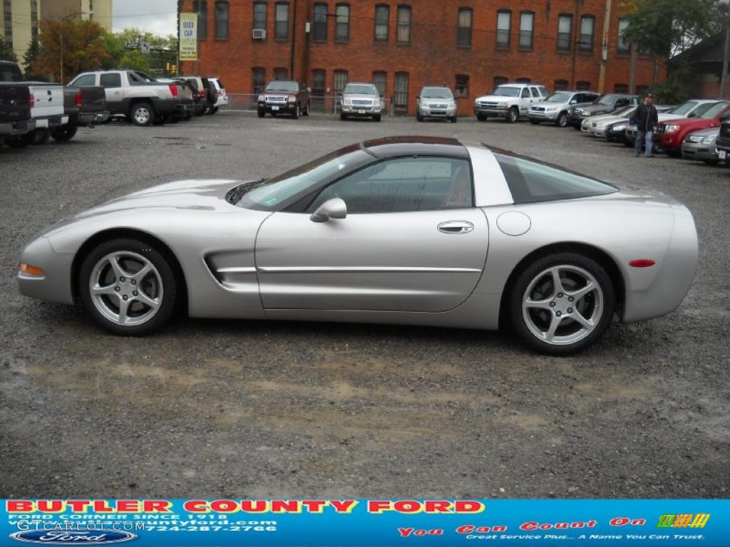 2004 Corvette Coupe - Machine Silver Metallic / Torch Red photo #5