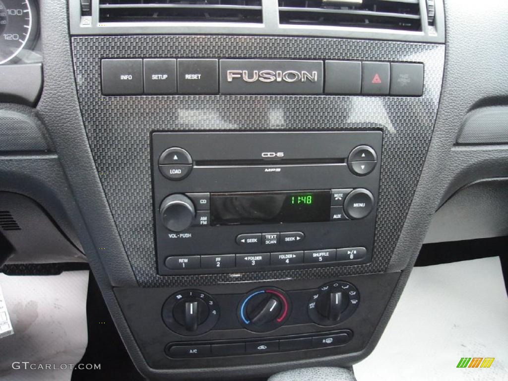 2007 Fusion SE V6 - Tungsten Grey Metallic / Charcoal Black photo #24