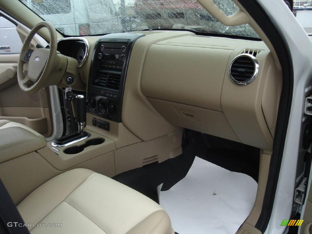 2008 Explorer Sport Trac Limited 4x4 - White Suede / Camel photo #17