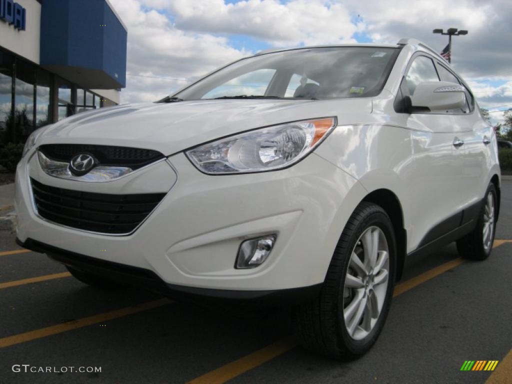 2010 Tucson Limited AWD - Cotton White / Taupe photo #1