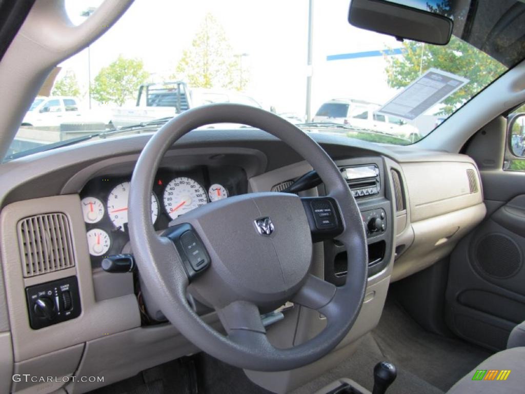 2005 Ram 1500 SLT Quad Cab 4x4 - Black / Dark Slate Gray photo #6