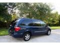 Midnight Blue Pearl - Grand Caravan ES Photo No. 11