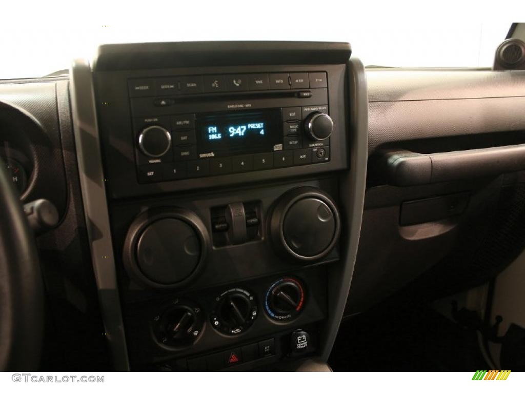 2008 Wrangler X 4x4 - Stone White / Dark Slate Gray/Medium Slate Gray photo #12