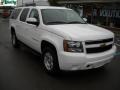 Summit White - Suburban LT 4x4 Photo No. 17