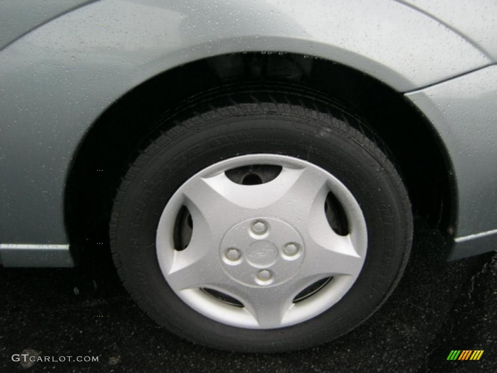 2004 Ford Focus SE Wagon Wheel Photo #37572358