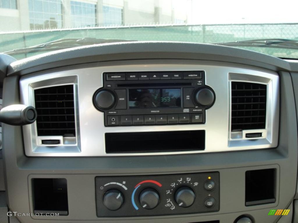 2007 Dodge Ram 1500 Big Horn Edition Quad Cab Controls Photo #37576766