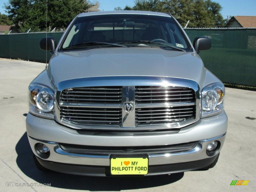 2008 Ram 1500 Lone Star Edition Quad Cab 4x4 - Bright Silver Metallic / Medium Slate Gray photo #8