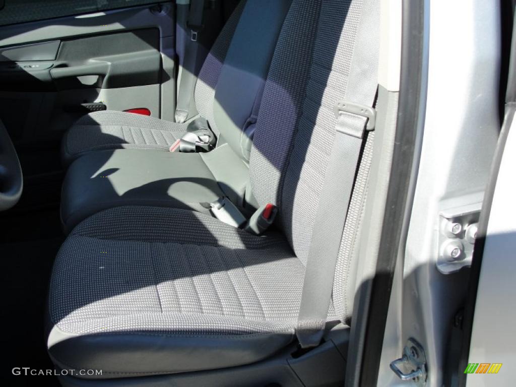 2008 Ram 1500 Lone Star Edition Quad Cab 4x4 - Bright Silver Metallic / Medium Slate Gray photo #32