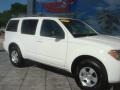 2008 Avalanche White Nissan Pathfinder S  photo #2