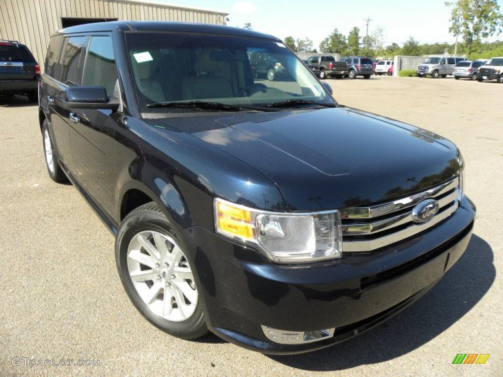 Dark Ink Blue Metallic Ford Flex