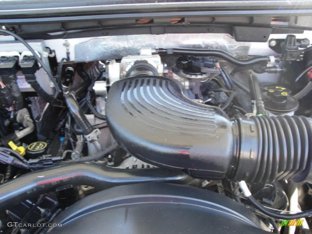 2006 F150 XLT SuperCrew - Oxford White / Medium/Dark Flint photo #23