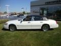 White Pearlescent Metallic - Town Car Cartier Photo No. 7