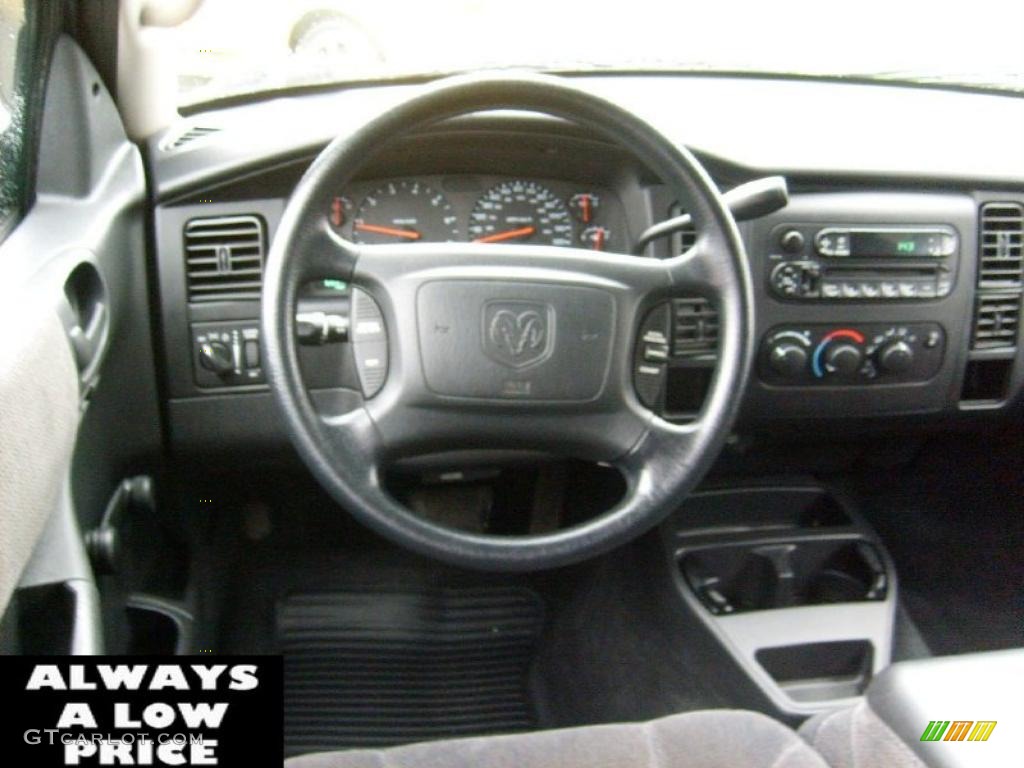 2003 Dakota SXT Quad Cab - Graphite Metallic / Dark Slate Gray photo #14